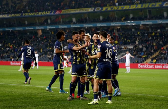 Fenerbahçe derbide seyirci avantajına güveniyor