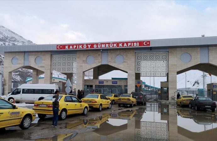 Ticaret Bakanı Pekcan: Türkiye’den İran’a ihracat ve transit işlemleri kontrollü devam ediyor