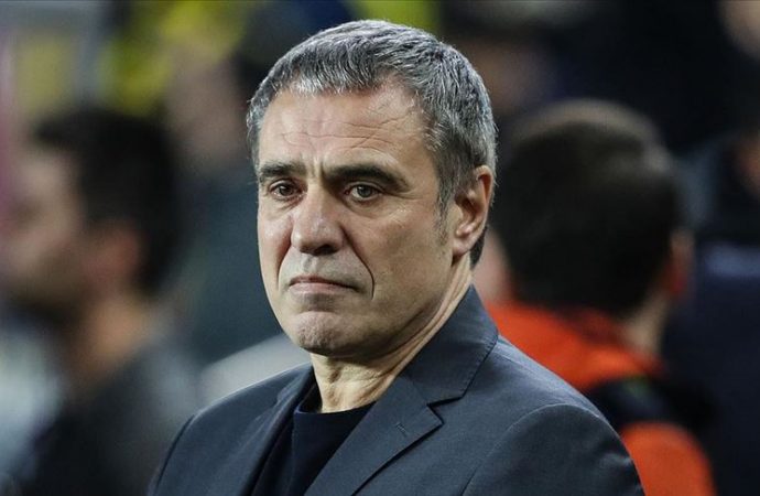 ‘Ersun Yanal istifa etti’ haberlerine yalanlama