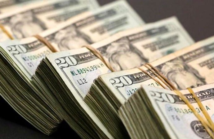 Erdoğan: Ekonomi uçuşta – Vatandaş 2 haftada 9 milyar dolar aldı – “Suud Prens yeni suikast timi yolladı” – Salgın rakamları korkutuyor