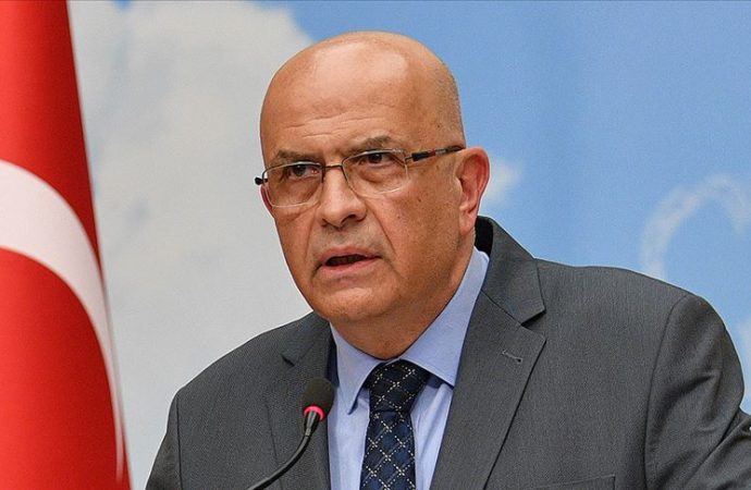 Mustafa Şentop bir kuyuya taş attı, onu ancak kendisi çıkarabilir