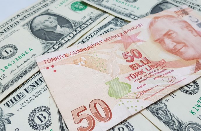 Mevduatta stopaj, döviz alışverişinde vergi düşürüldü