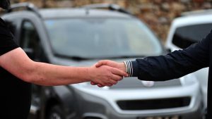 İkinci el otomobilde fiyatlar düşmeye başladı