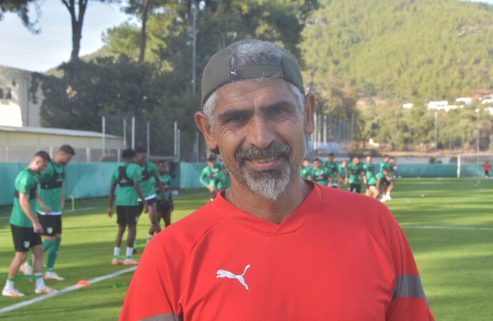 Bodrum FK, zirve yarışından çekilmek istemiyor.