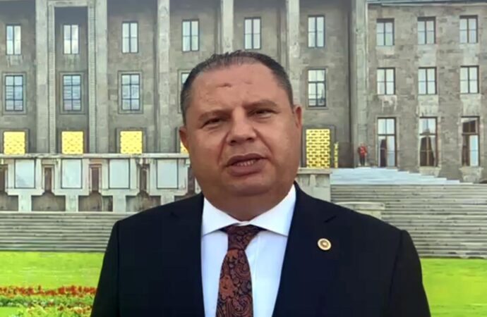 MHP’den, ‘dijital bağımlılıkla mücadele’ önerisi geldi.