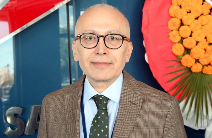 Türkiye’de deprem farkındalığı yeterli düzeyde değil, diyor Prof.Dr. Çelik.