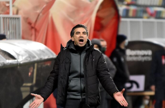 Manisa FK’da Özköylü’nün görevine son verilmesi bekleniyor.