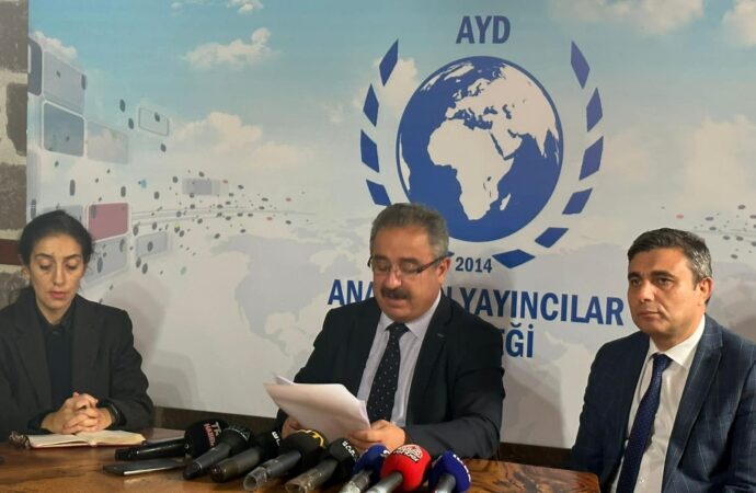 500 gazeteci, Filistin’e destek bildirisi yayınladı.

500 gazeteci, Filistin’e destek vermek amacıyla bir bildiri yayınladı.