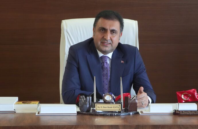 İl milli eğitim müdürü, veliler ve öğretmenlerle “Cumartesi buluşması” düzenledi.