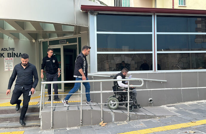 Bedensel engelli bir kişi, uyuşturucuyla yakalandıktan sonra tutuklandı.