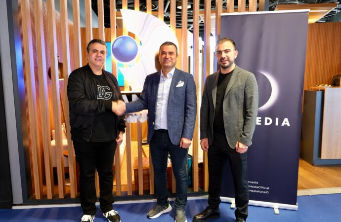 Kanal D, stratejik bir iş birliği için D Media ve Eagle Films ile anlaşma sağladı.