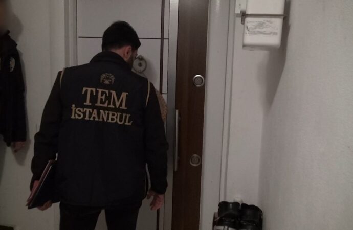 FETÖ operasyonunda kaçak olan ‘abla’ bazadan kaçtı.