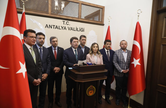 Bakan Tunç, BM Güvenlik Konseyi’nin savaş konseyi gibi hareket ettiğini ifade etti.