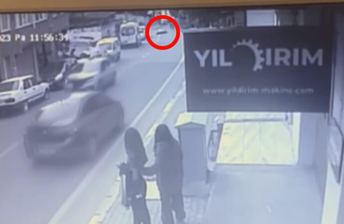 17 yaşındaki Yunus, motosikletten düşerek atılan bir taş sonucu yaralandı ve hastanede hayatını kaybetti.