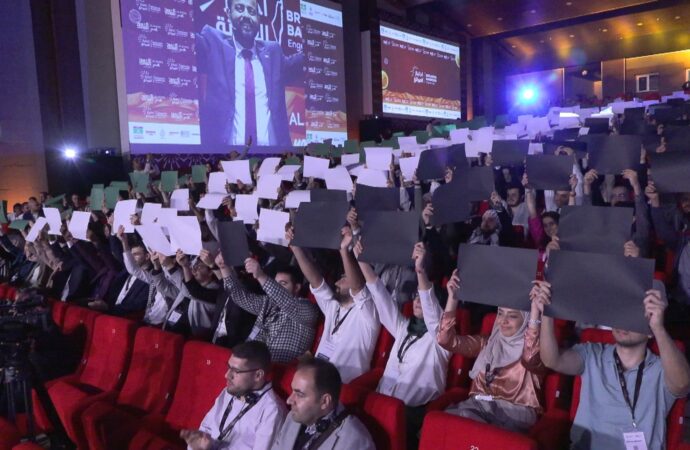 Bakan Yardımcısı Enes Eminoğlu, İsrail’in soykırım yapan terörist bir devlet olduğunu ifade etti.