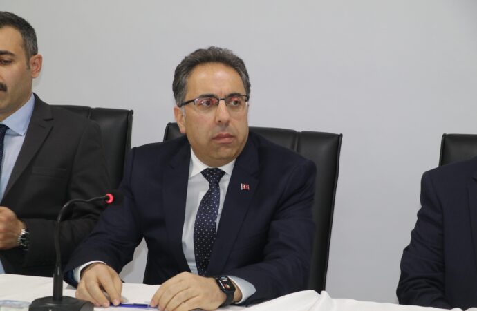 Bakan Yardımcısı Gümen, hayvan hareketlerini kontrol altına almak amacıyla yol kontrol noktalarının açıldığını duyurdu.
