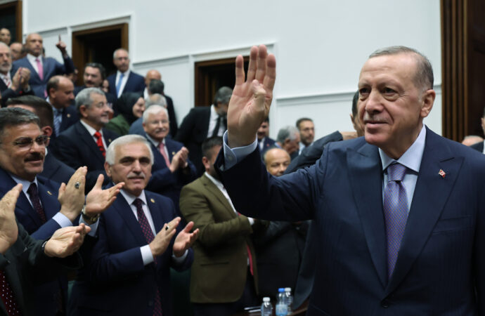 Türkiye Cumhurbaşkanı Recep Tayyip Erdoğan, Hamas’ın terör örgütü olmadığını, ancak mücahitler grubu olduğunu ifade etti.