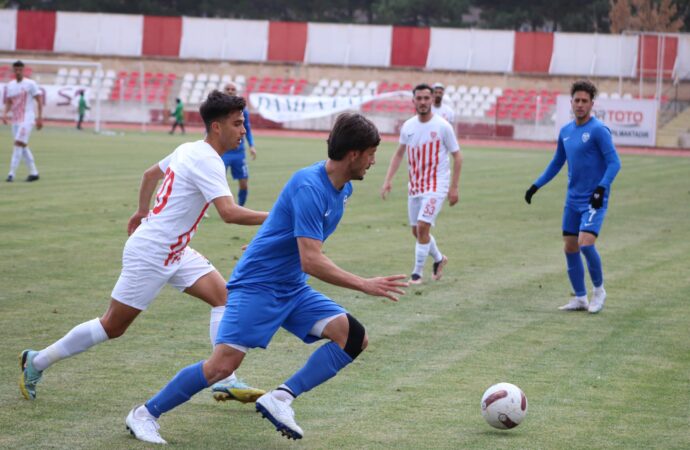 Nevşehir Belediyespor, Sultanbeyli Belediyespor’u 1-0 mağlup etti.