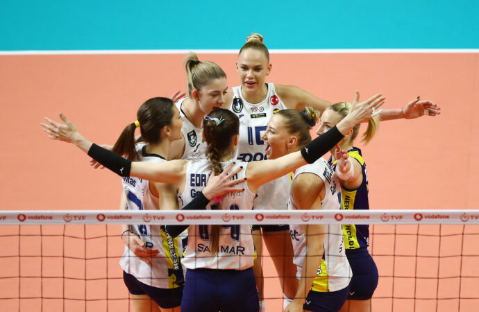 Fenerbahçe Opet, Sarıyer Belediyespor’u 3-0 mağlup etti.