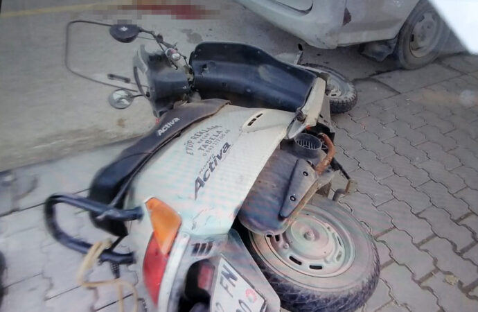 Edirne’de meydana gelen olayda, devrilerek 9 metre sürüklenen motosikletin sürücüsü ağır yaralandı.