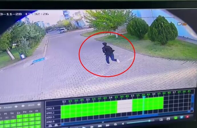 Bir adam, ayrıldığı eski dini nikahlı karısını tabanca ile yaraladı.