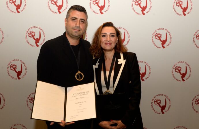 Yargı dizisi ekibi, Emmy ödülleri için New York’a seyahat etti.