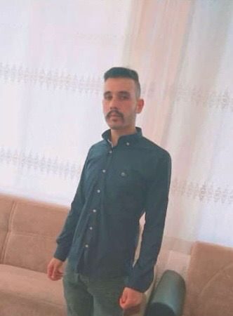 Ahmed, kardeşiyle birlikte hayatını kaybettikten sadece bir hafta sonra evlilik yolunda ilerliyor.