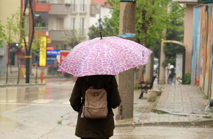Marmara bölgesi için ‘fırtına’ uyarısı yapıldı.