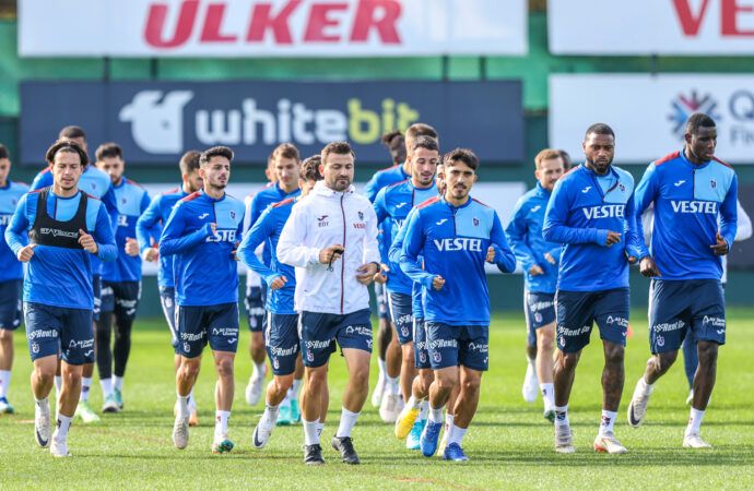 Trabzonspor, Sivasspor mesaisini sürdürdü.