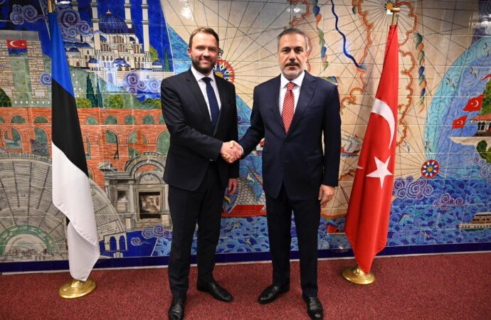 Milli İstihbarat Teşkilatı Başkanı Hakan Fidan, Estonya ve Arnavutluk Dışişleri Bakanlarıyla bir araya geldi.