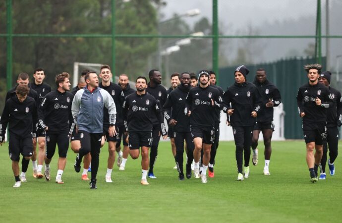Beşiktaş, Samsunspor maçı için çalışmalarını sürdürüyor.