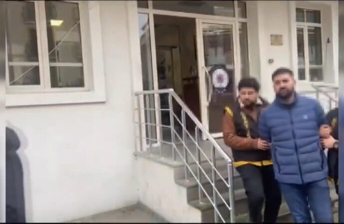 Pendik ilçesinde eşini öldüren Yılmaz L., tutuklandı.