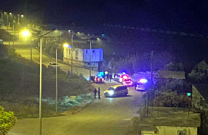 Bir kamyonet ile bir elektrikli motosiklet arasında meydana gelen çarpışma sonucunda, Mert Can hayatını kaybetti ve arkadaşı ise yaralandı.