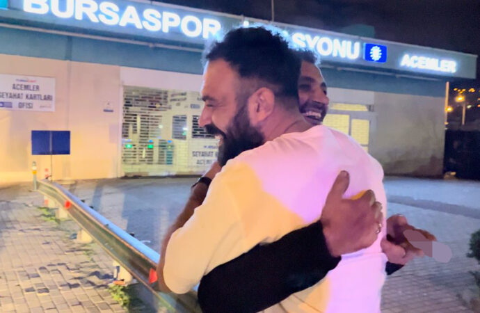 Bir alkollü sürücünün ehliyetine el konulup ceza yazıldığı olayda, sürücünün arkadaşı taksitleri üstleneceğini belirtti.