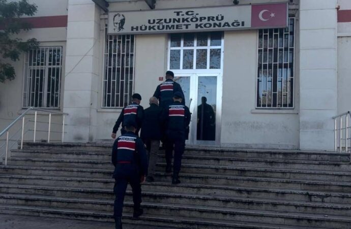 Yunanistan’a sığınmak amacıyla kaçmaya çalışan altı terör örgütü şüphelisi başarıyla yakalandı.