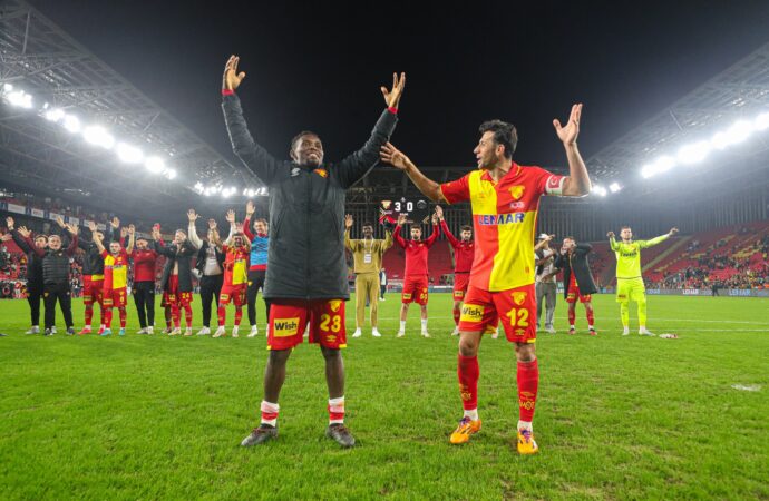 Göztepe, ışığı gözlemledi.