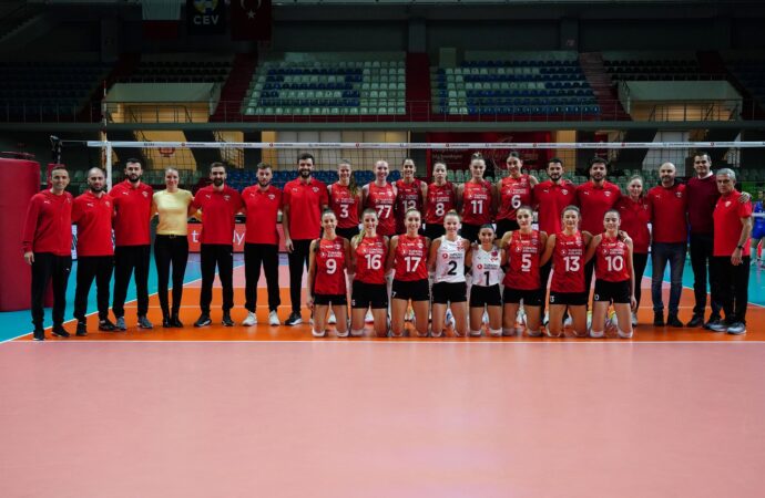 Türk Hava Yolları, Levallois Paris Saint Cloud karşısında 2-3’lük skorla galip geldi.