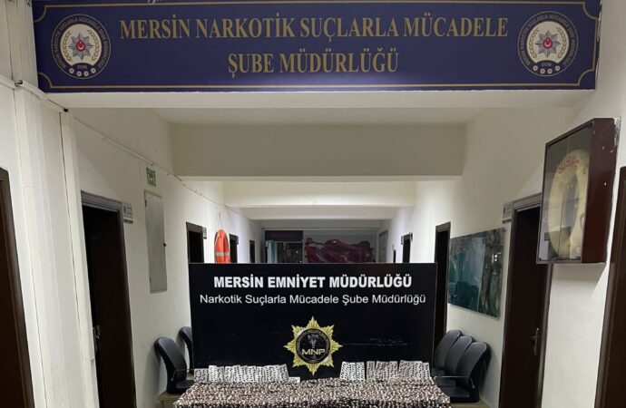 Mersin’de yapılan bir operasyonda, 56 bin adet sentetik hap ele geçirildi ve bu olayla ilgili olarak bir kişi gözaltına alındı.