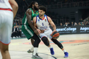 Panathinaikos, Anadolu Efes’i 83-76 yenerek galibiyet elde etti.