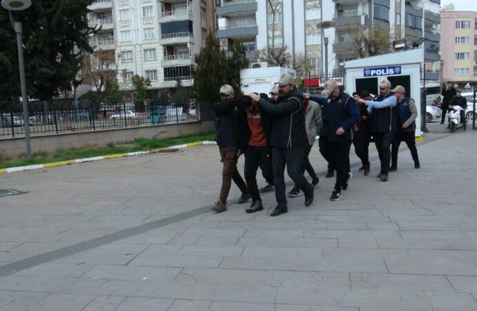 Kilis’te gerçekleştirilen DEAŞ operasyonunda bir kişi tutuklandı.