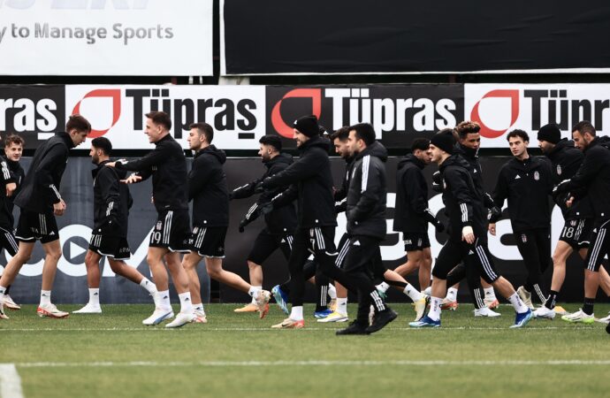 Beşiktaş, Çaykur Rizespor karşılaşmasına tam anlamıyla hazır durumda.