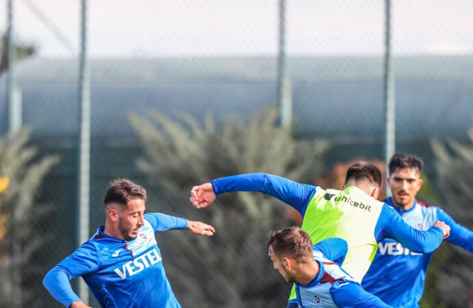 Trabzonspor’da Samsunspor maçı öncesi çalışmalar başladı.