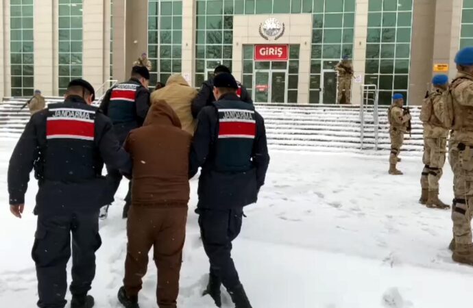 Tekirdağ ilinde gerçekleştirilen terör operasyonunda, 4 kişi gözaltına alındı.