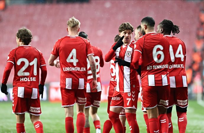 Rizespor Karadeniz derbisinde Samsunspor’u yendi