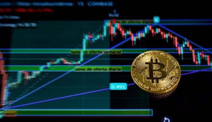 Kripto para piyasasında sert düşüş: Bitcoin 90 bin doların altında