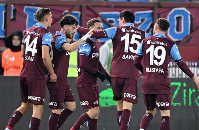 Trabzonspor gol oldu yağdı, çeyrek finale yükseldi