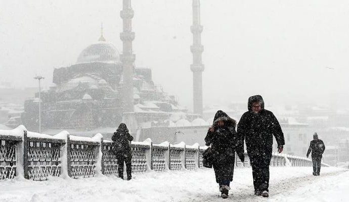 İstanbul’a çarşambadan itibaren kar geliyor, bu kez yerde 10 cm kar da olabilir