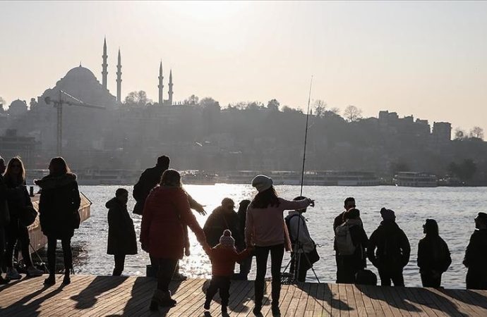 İstanbul’a bahar, Akdeniz’e yaz geliyor