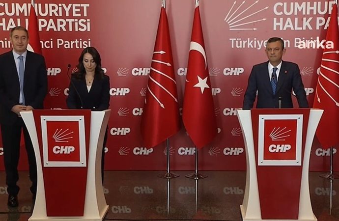 DEM Parti’den CHP’ye ziyaret: İki parti de Meclis’i işaret etti