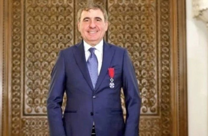 Gheorghe Hagi’ye Romanya’nın en büyük nişanı